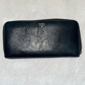 Fossil Zip Clutch